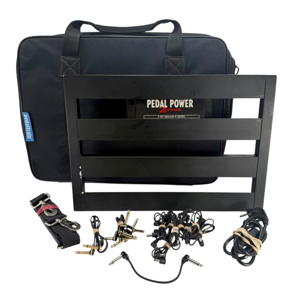 Pedaltrain Classic JR (soft case) Pedalboard + Voodoo Lab Pe, Flex Ltd., Zo goed als nieuw, https://flex.com/contact-us, Nobelstraat 10, 5807 GA Oostrum LB, Limburg, Nederland