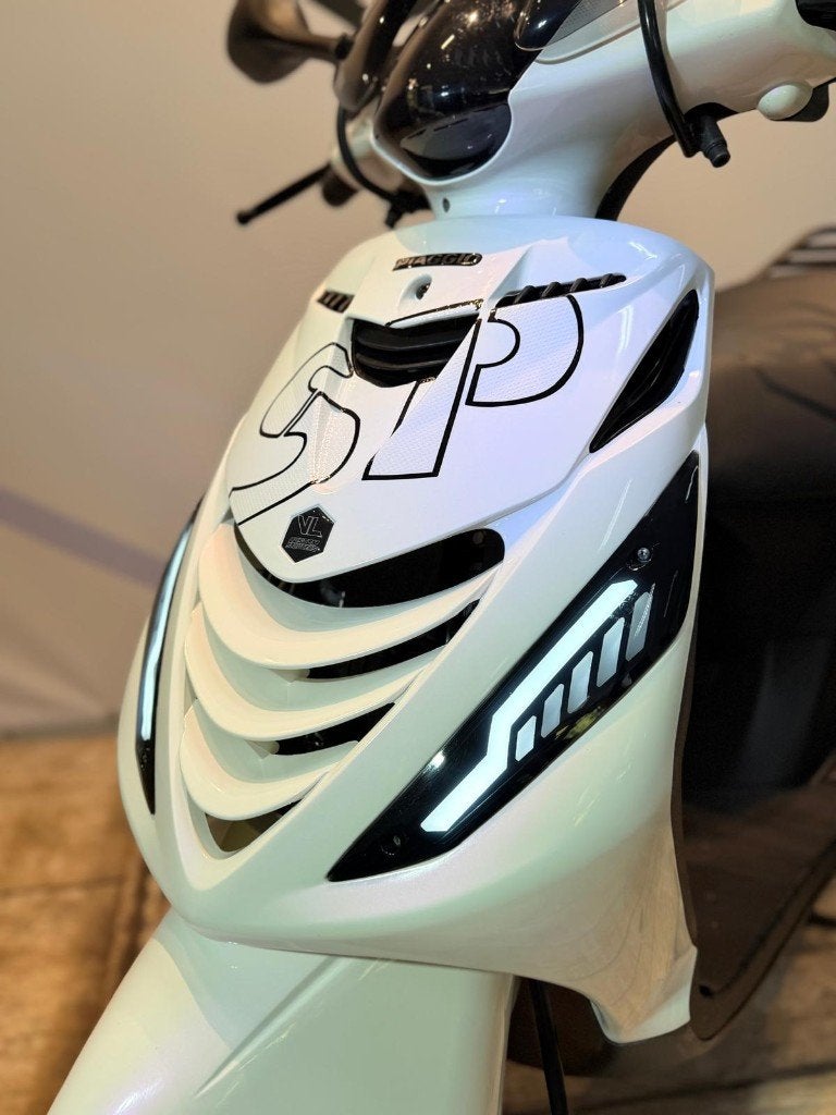 Piaggio Zip iget E5 2022 80cc 45km brom Mlaossi full option, Fietsen en Brommers, Zip, Ophalen of Verzenden, Zo goed als nieuw