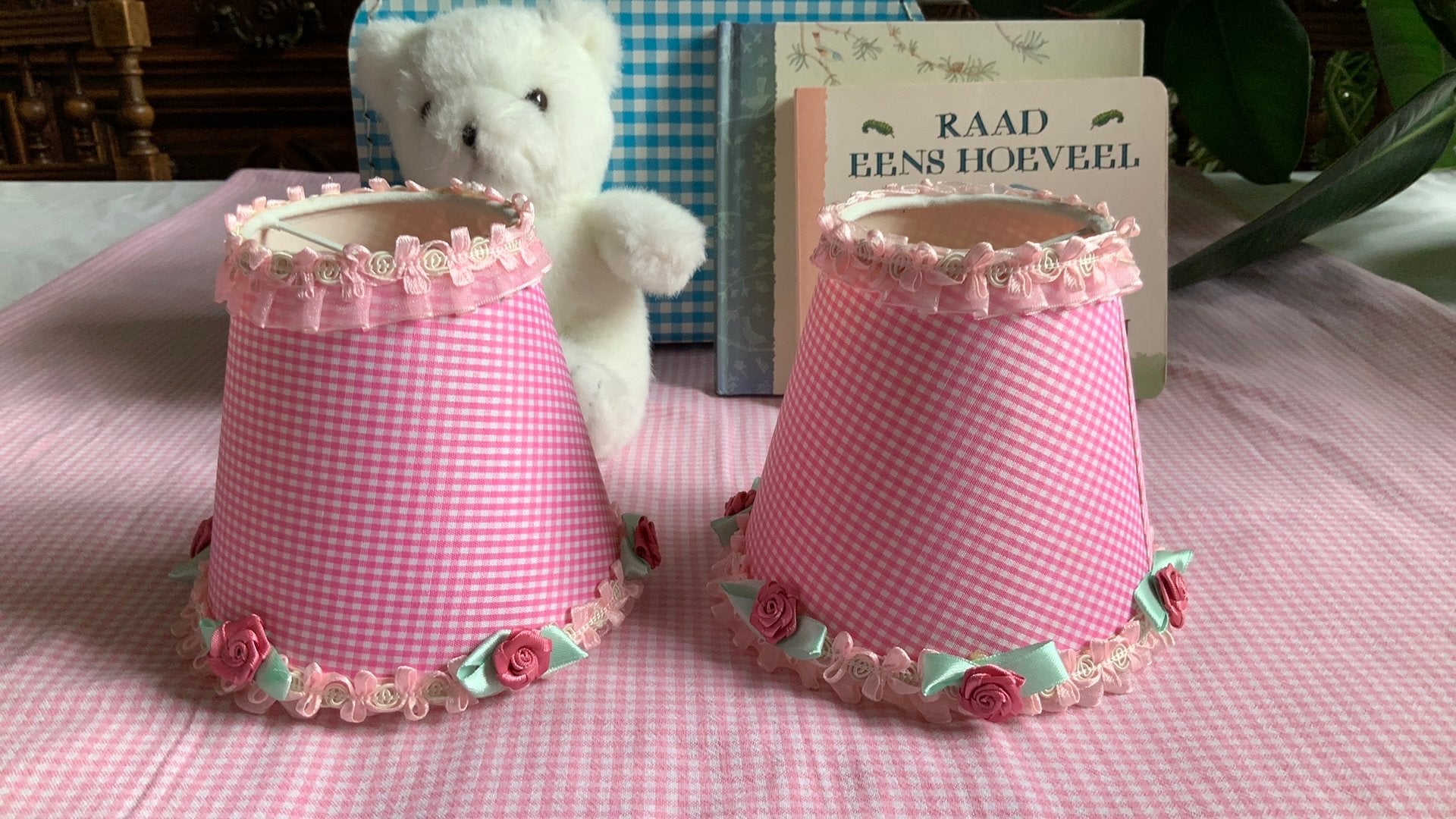 Roze geruite klem lampenkapjes met rozenrandje/set van 2, Ophalen of Verzenden, Zo goed als nieuw, Rond, Minder dan 25 cm