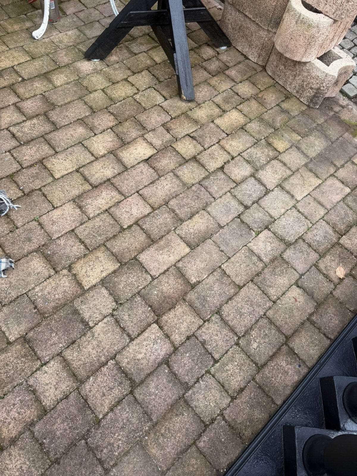 Gratis sierbestrating bruin alleen dit weekend nog, Ophalen, Zo goed als nieuw, Beton, Klinkers