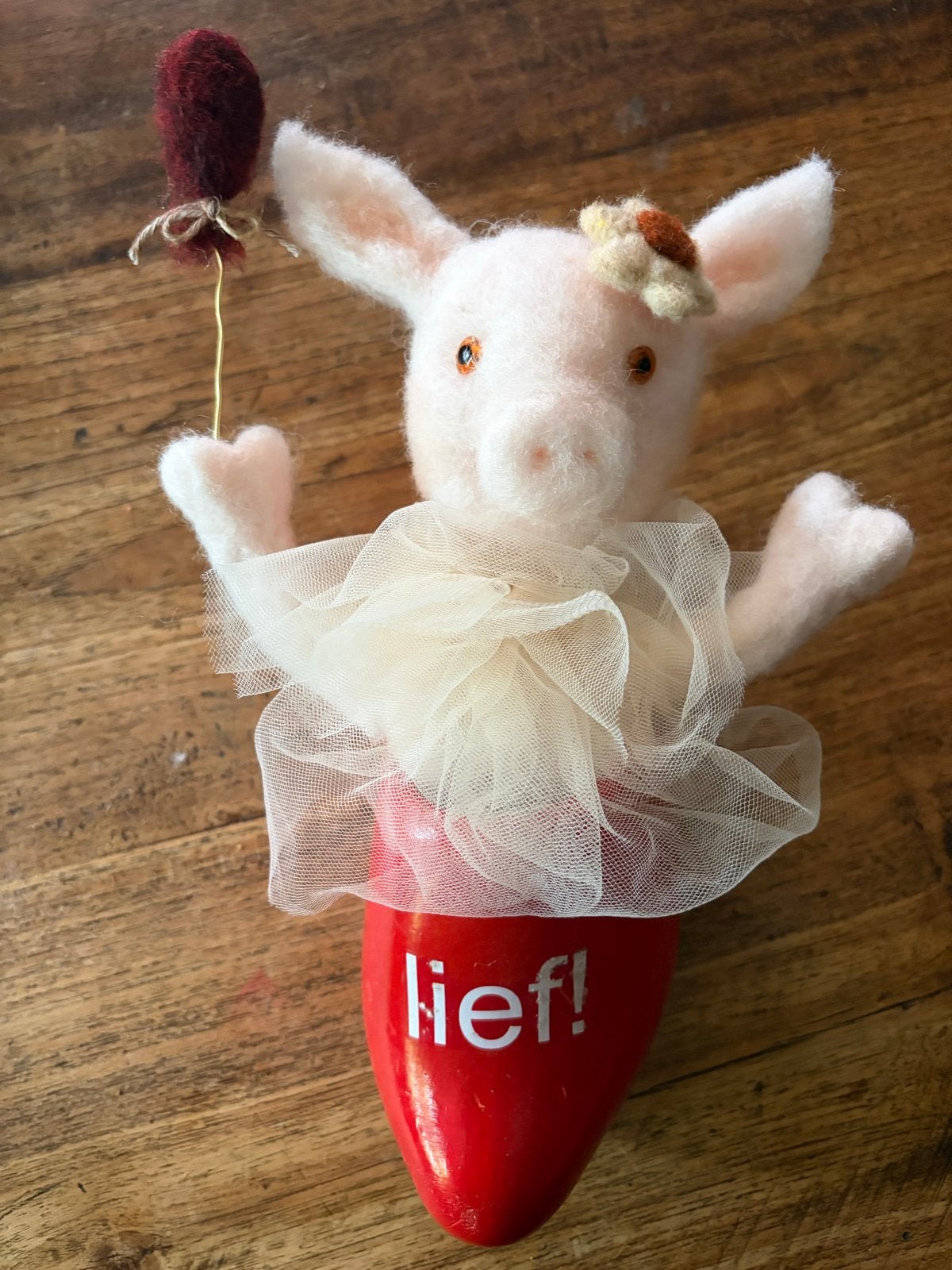 Handgemaakt vilt varkentje 'Lief!' van schapenwol, Ophalen of Verzenden, Nieuw