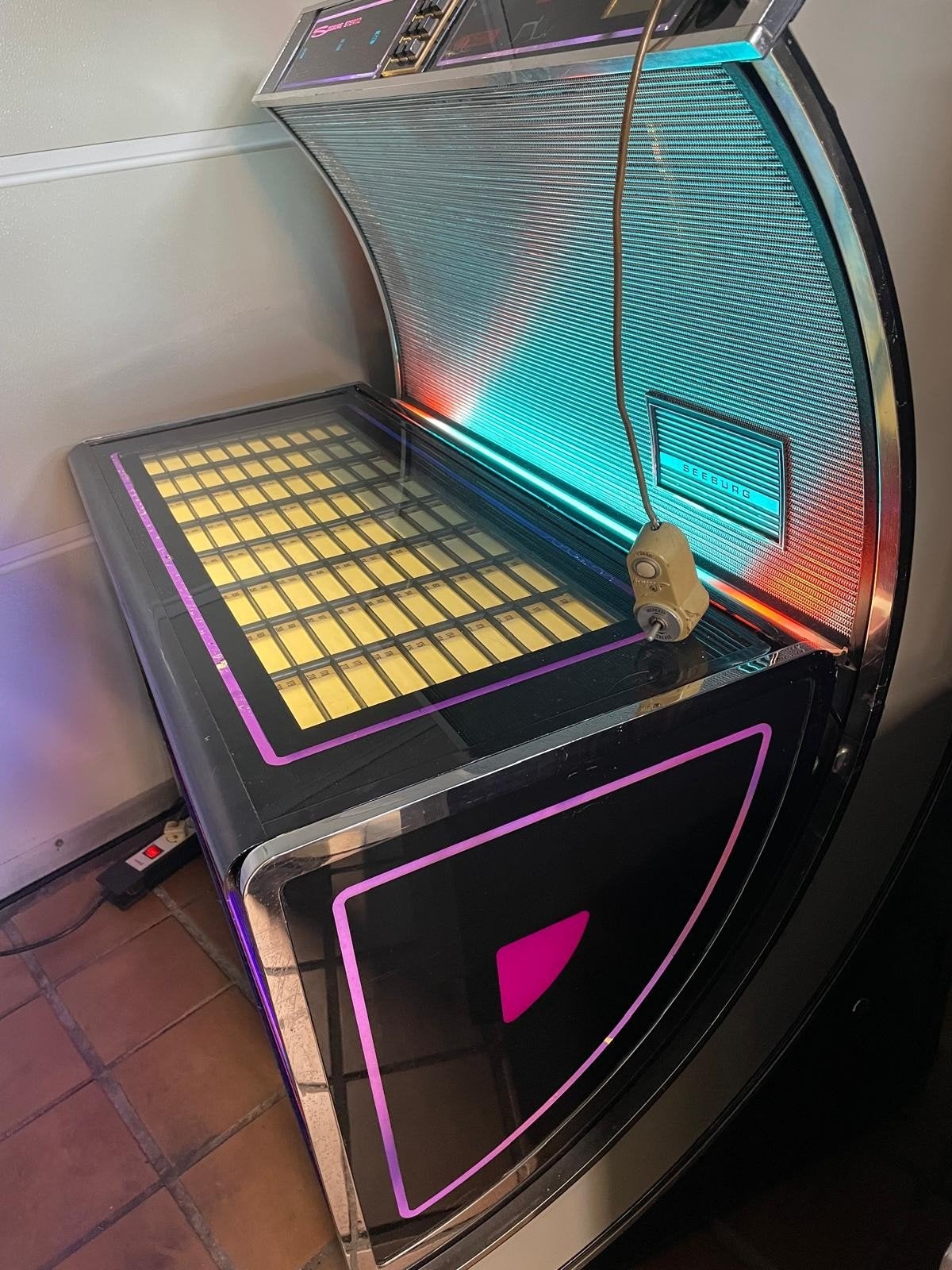 Jukebox Bandchel USC 1 - Gebruikt, Gebruikt, 1970 tot heden, Ophalen, Met singles