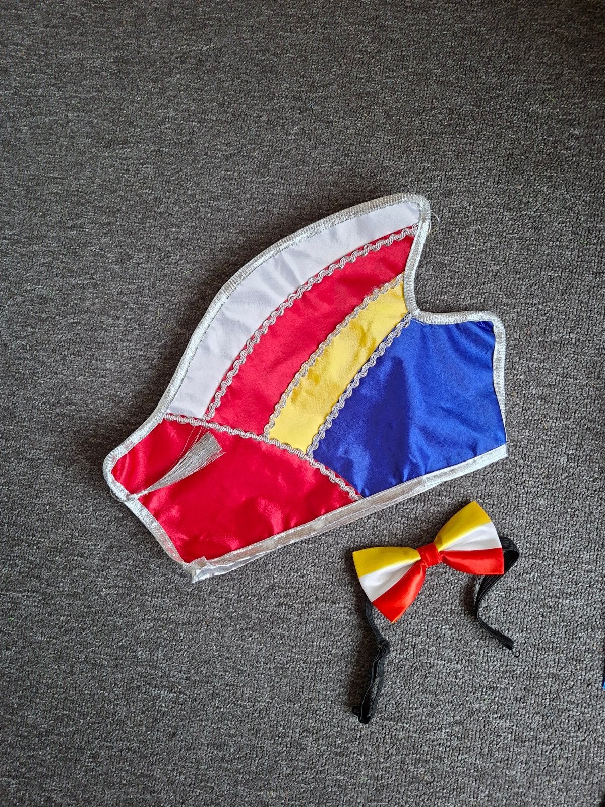 Carnaval Kleding, Ophalen