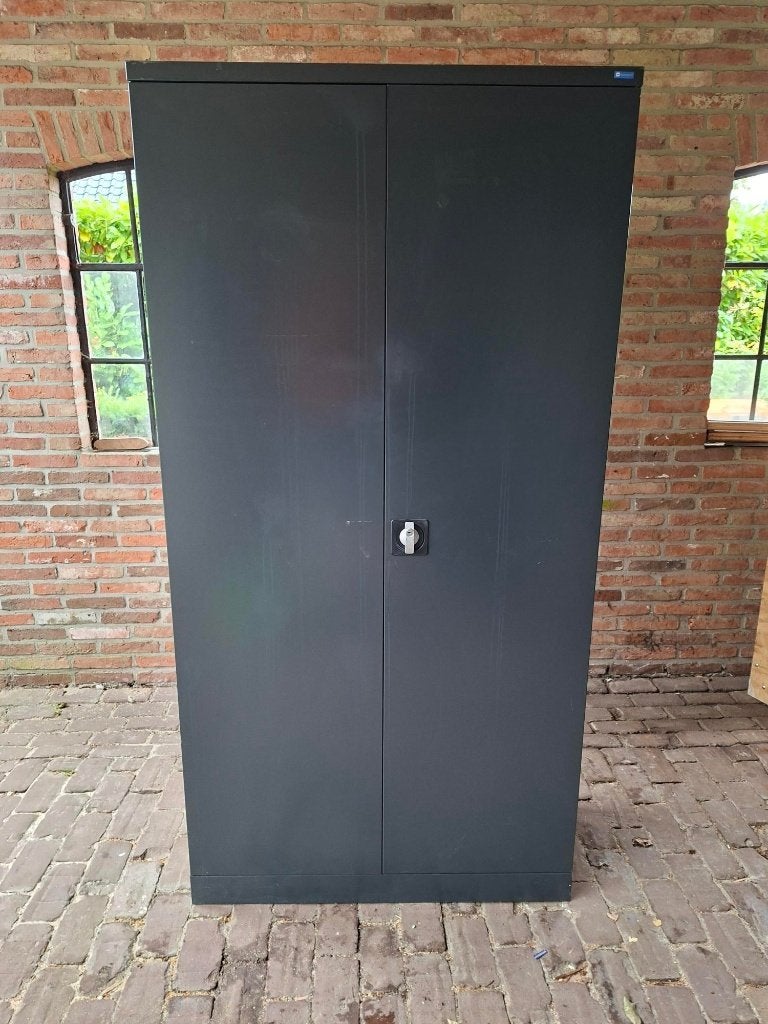 Goede metalen archiefkast, voorraadkast, magazijnkast!, Huis en Inrichting, Kasten | Roldeurkasten en Archiefkasten, Ophalen, Gebruikt