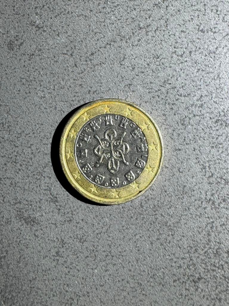 1 eruo munt ( Portugal 2002 ), Postzegels en Munten, Munten | Europa | Euromunten, Ophalen of Verzenden, Portugal, 1 euro, Losse munt