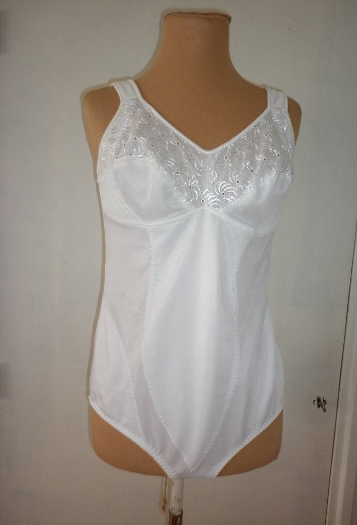 body maat 90B cups zonder beugels merk : Speidel, Verzenden, Wit, Body of Korset