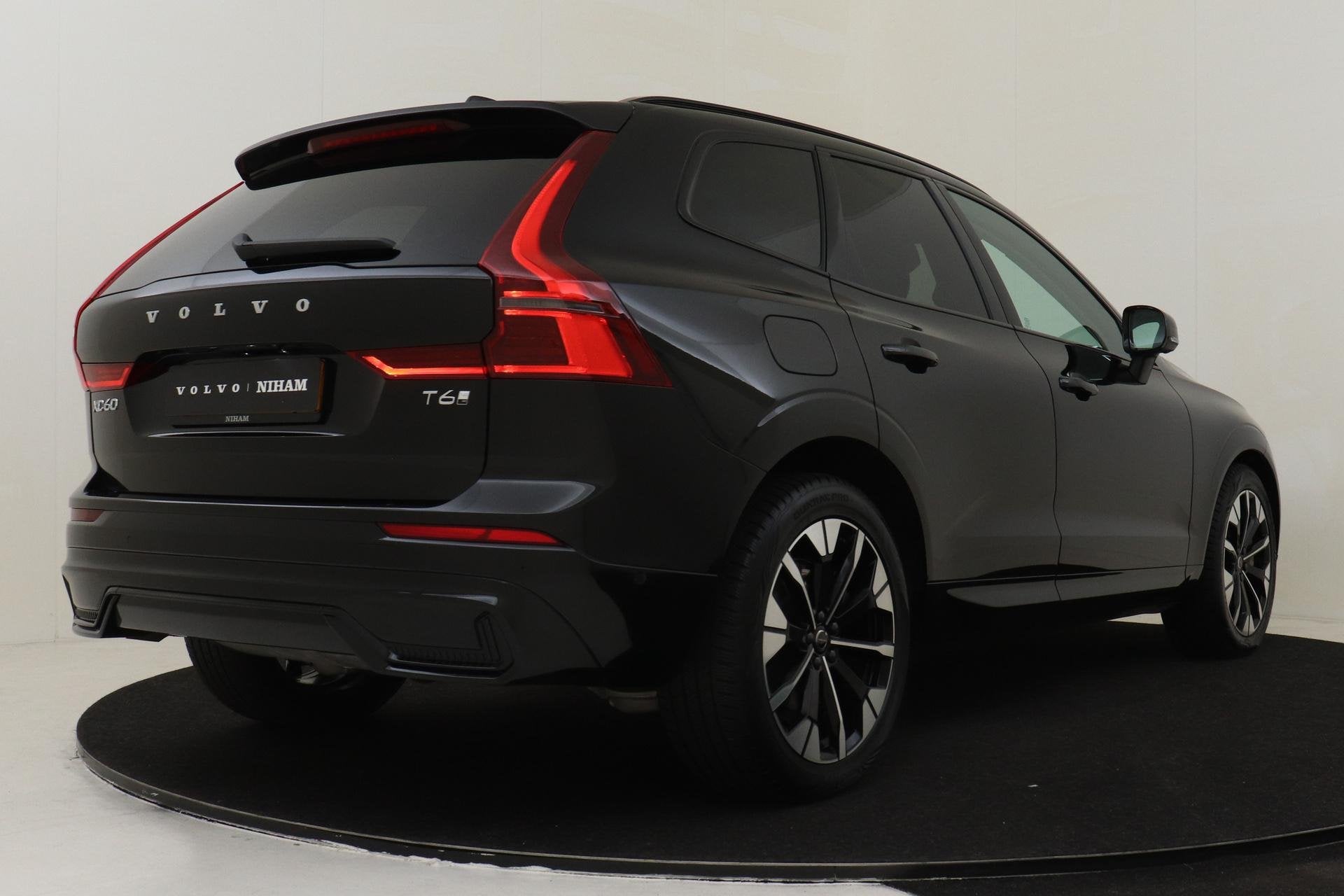 Volvo XC60 II T6 PLUG-IN HYBRID AWD ULTRA DARK -PANO.DAK|HAR, Auto's, Automaat, 12 maanden, Gebruikt, Euro 6