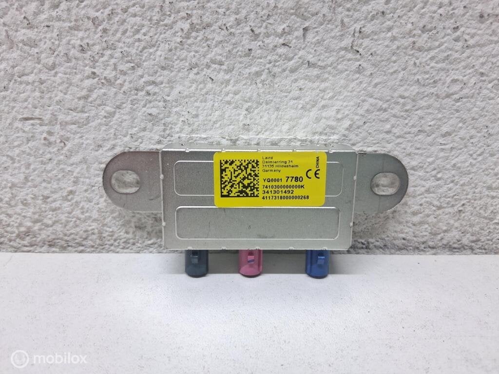 Antenne versterker Opel Grandland X ('17-'21) YQ00017780, Gebruikt, Opel, Ophalen of Verzenden