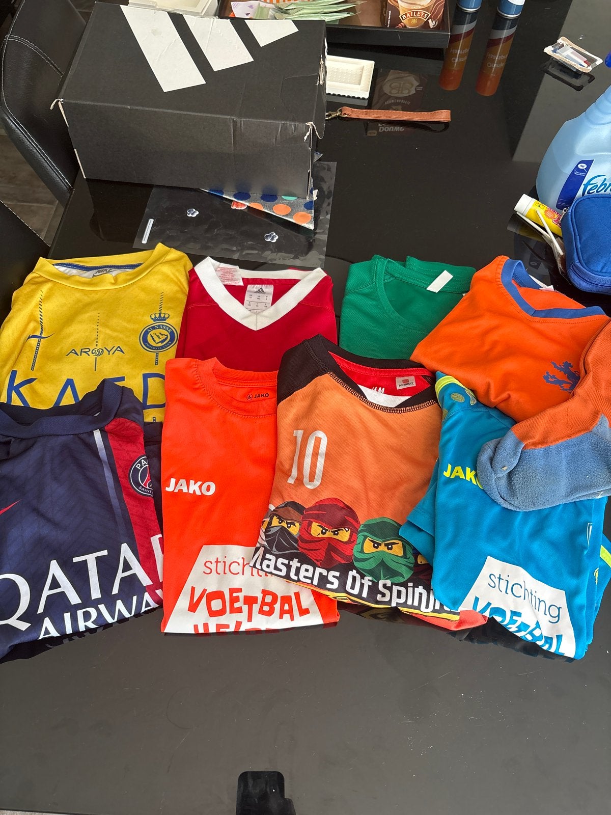 Diverse Kinderkleding: Voetbalshirts & T-shirts, Ophalen of Verzenden, Gebruikt, Jongen