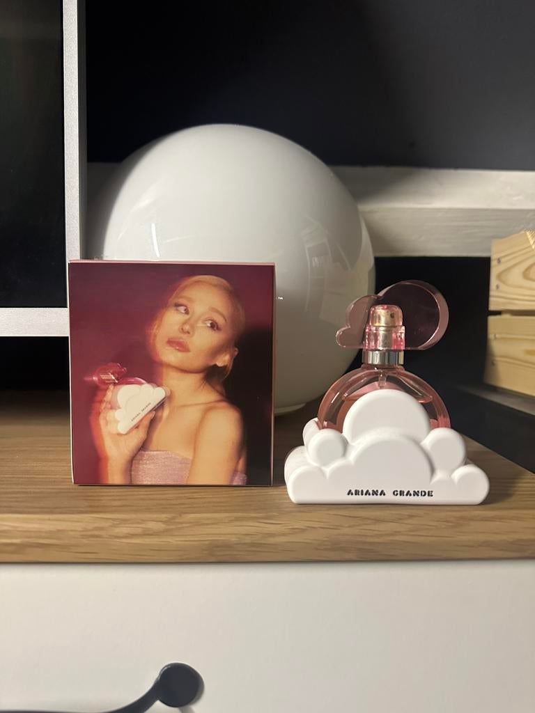 Ariana Grande clous pink, Ophalen of Verzenden, Nieuw