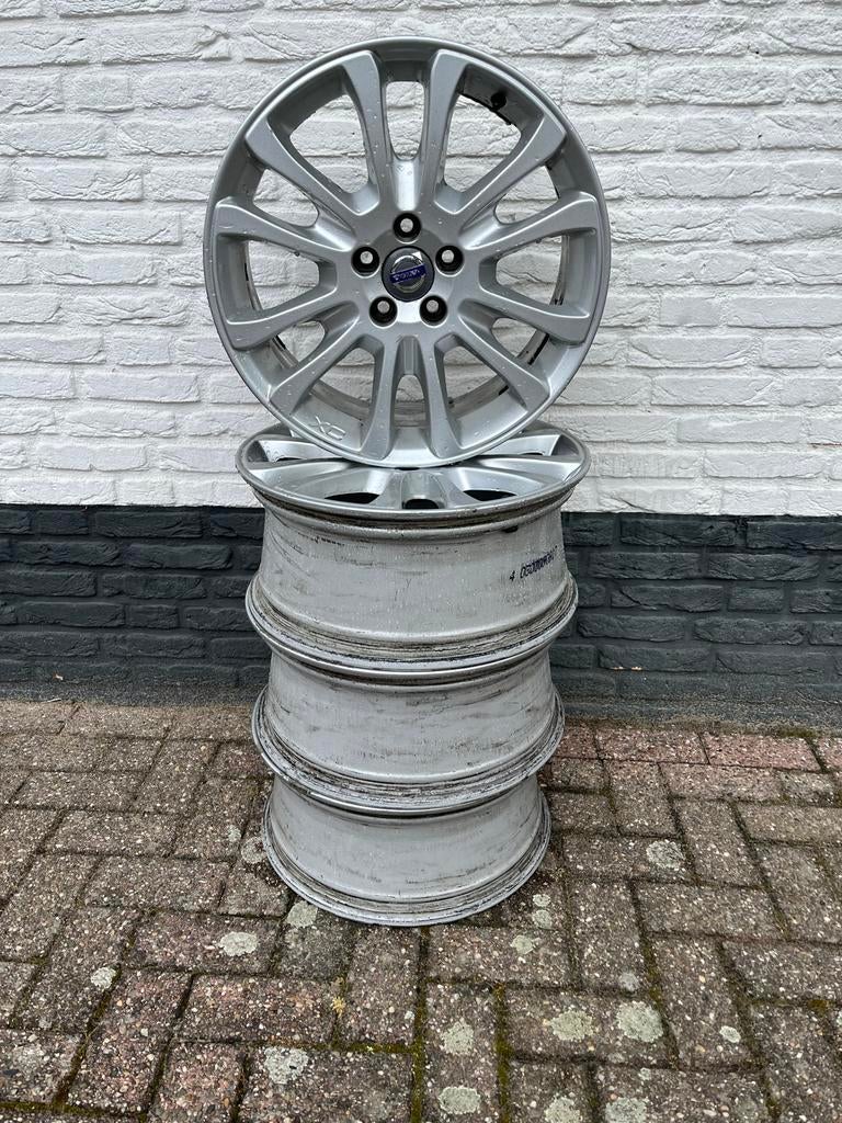 Set van 4 Volvo XC 18 inch velgen, Ophalen, 18 inch, Gebruikt, Velg(en)