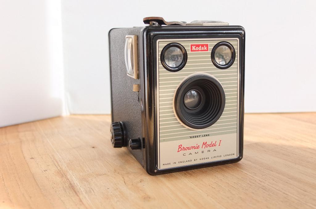 ✅ Kodak Brownie, Model 1, Box Camera, 1957, Ophalen, 1940 tot 1960, Fototoestel