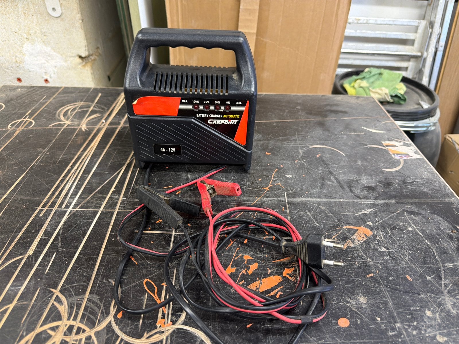 Carpoint Automatische Acculader 4A - 12V, Ophalen of Verzenden, Gebruikt, Universele onderdelen