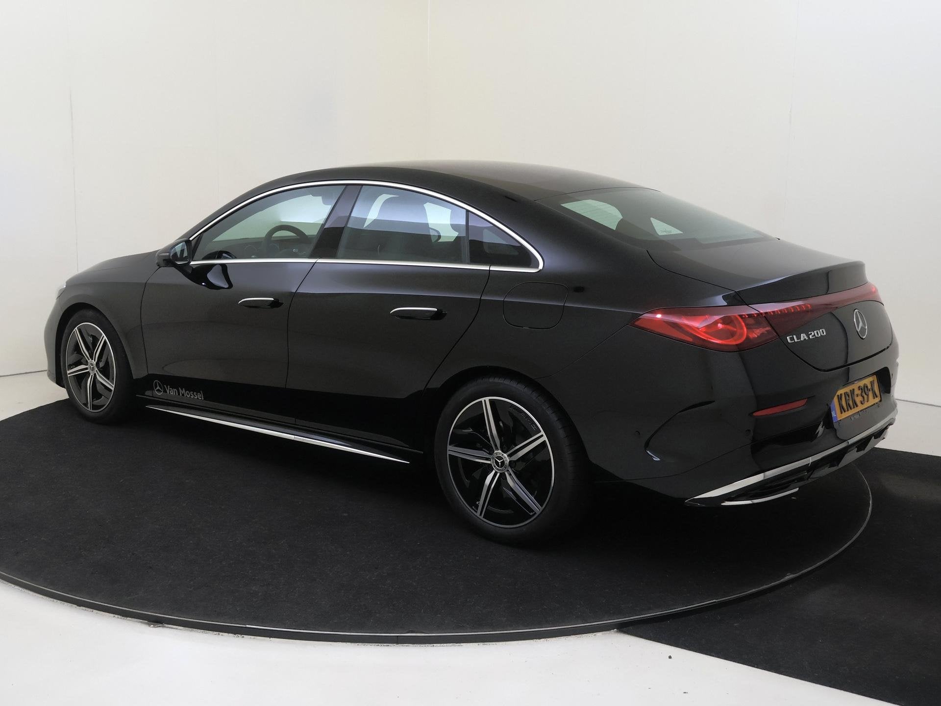 Mercedes-Benz CLA-klasse 200 Business Solution AMG, Auto's, Mercedes-Benz, CLA, 4 cilinders, Origineel Nederlands, Bedrijf