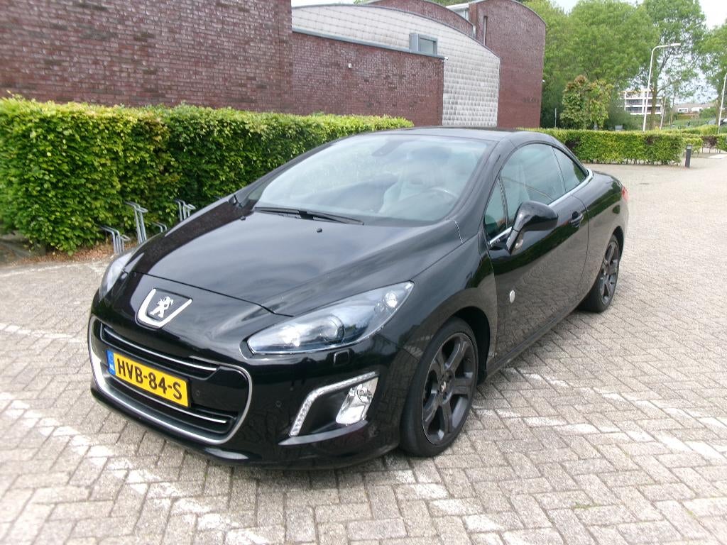 PEUGEOT 308 CC 1.6 THP ROLAND GARROS-LEDER/AUTOMAAT/ZWART., Zwart, Leder, Grijs, Particulier