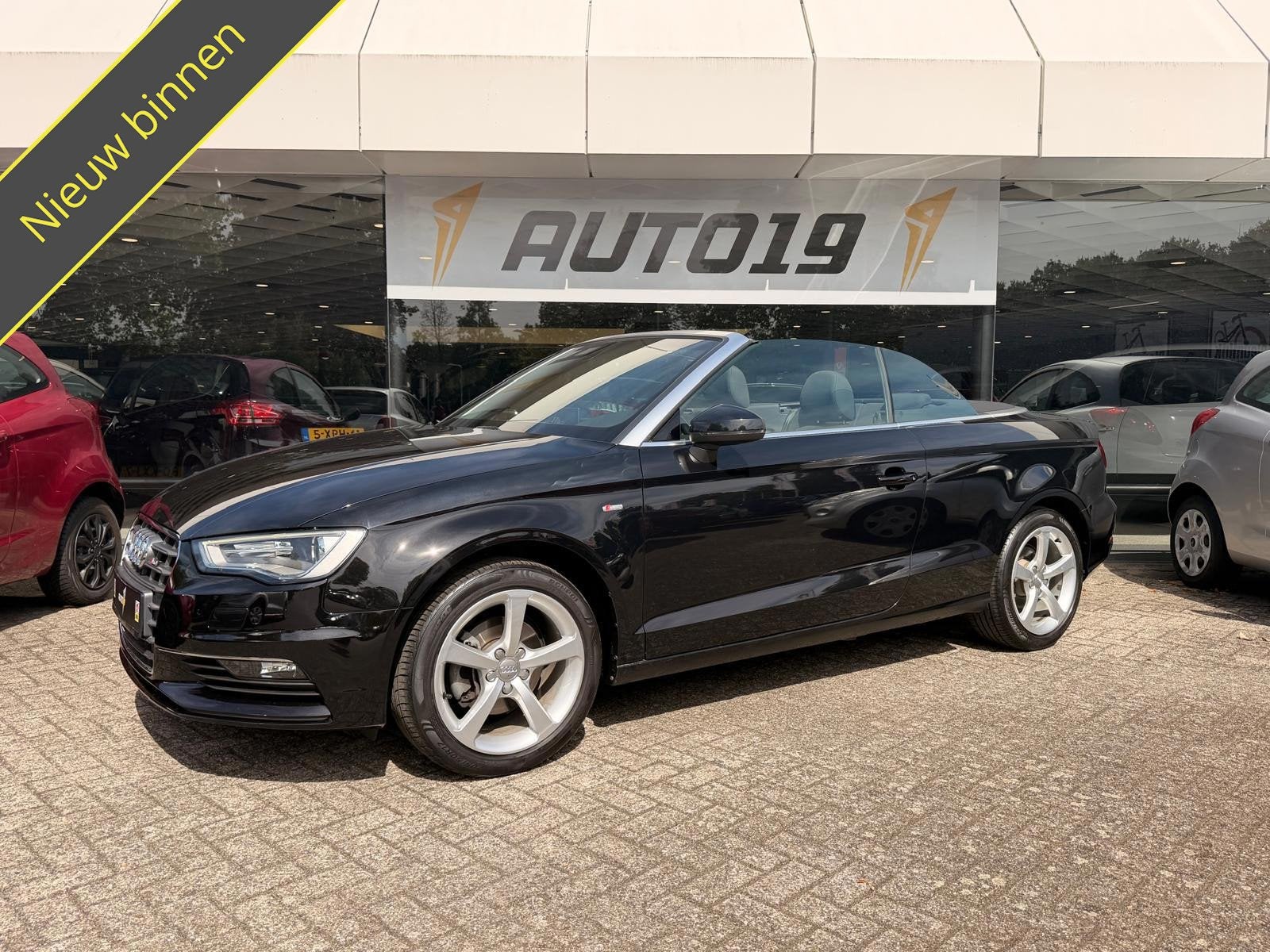 Audi A3 Cabriolet 1.4 TFSI CoD Attraction, Auto's, Audi, Voorwielaandrijving, Stof, Gebruikt, 1340 kg