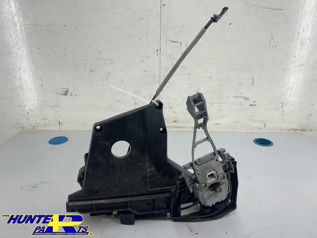 Deurslot mechaniek LV Volvo V70/XC70 ('07-'17) 31253673, Gebruikt, Ophalen of Verzenden, Volvo, Volvo
