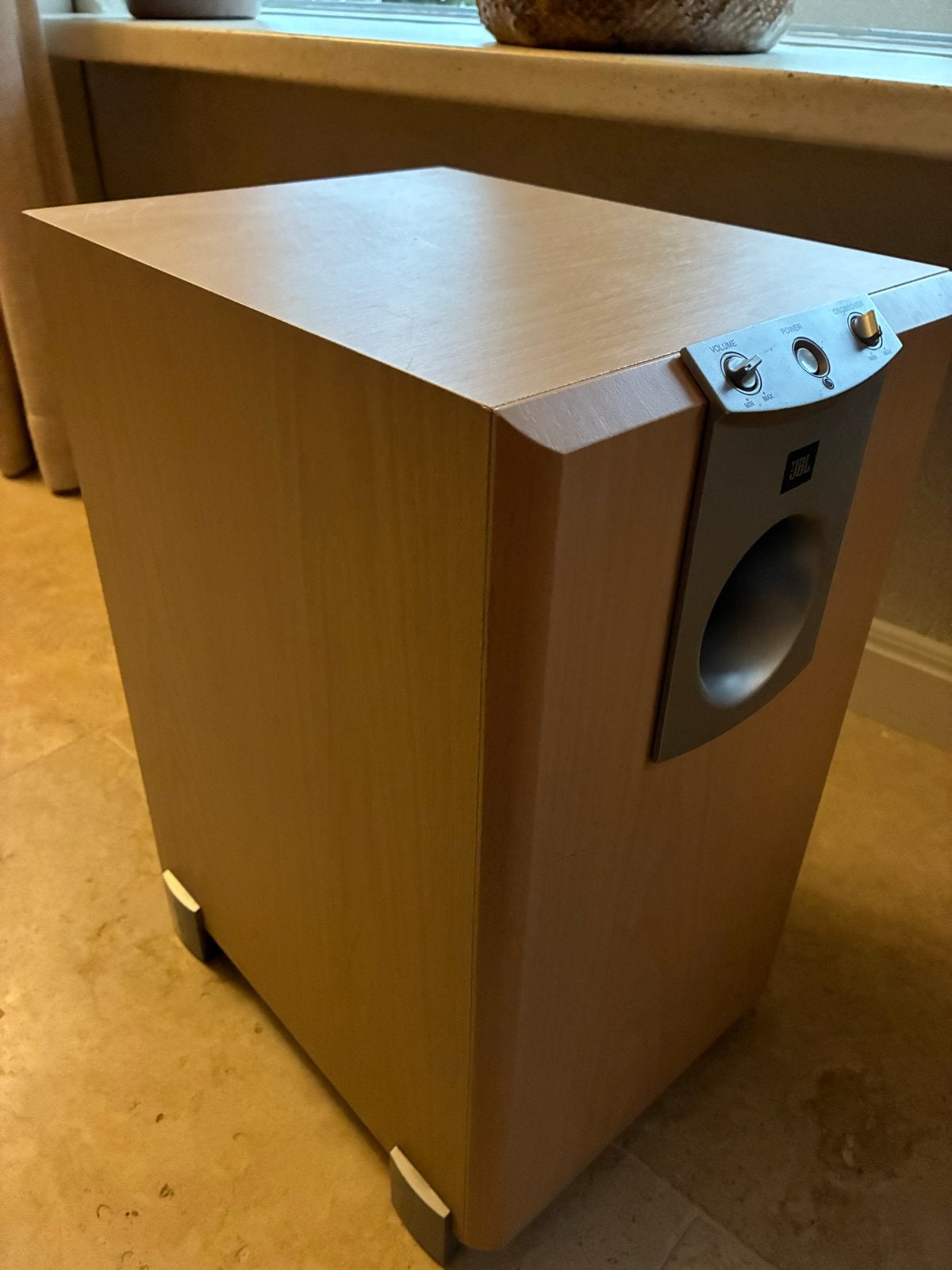 JBL SUB138 Subwoofer - Krachtige bas voor uw audio, Ophalen, Zo goed als nieuw, Geschikt voor surround/home cinema, Minder dan 60 watt