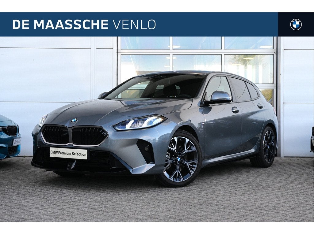 BMW 1 Serie 120 M Sport Automaat / Sportstoelen / M Adaptief, Auto's, BMW, Gebruikt, 156 pk, Met garantie (alle), Origineel Nederlands