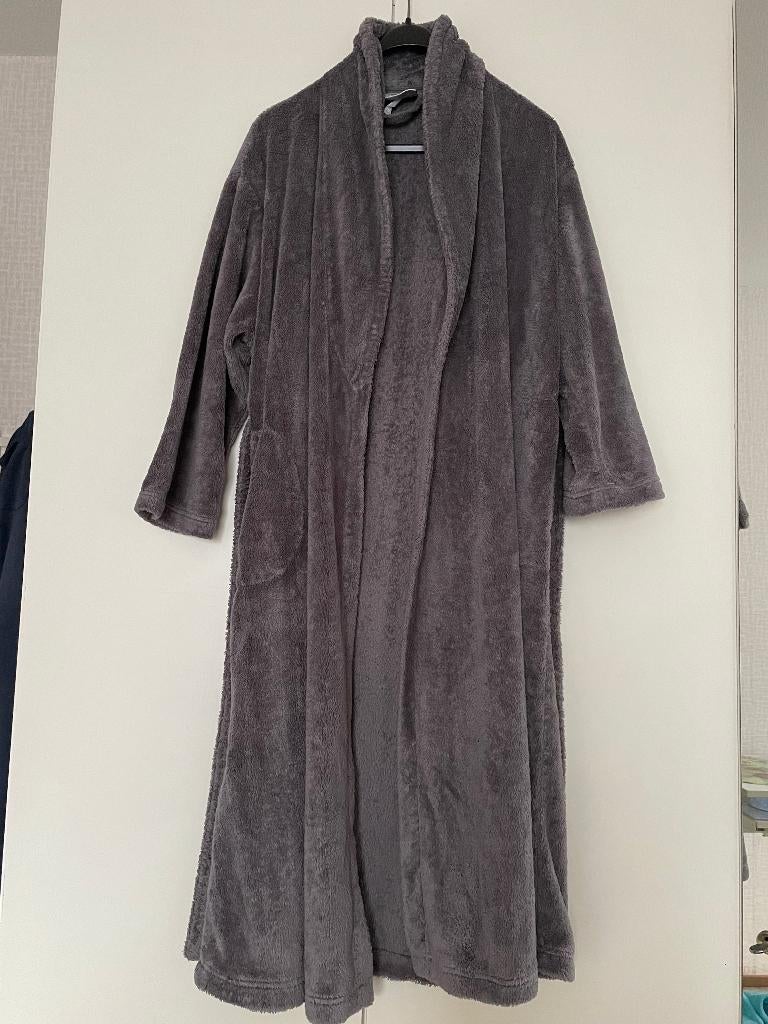 Badjas Douglas by Taubert Fleece Maat L met aanpassingen, Kleding | Dames, Pyjama's, Zo goed als nieuw, Maat 42/44 (L), Ophalen of Verzenden
