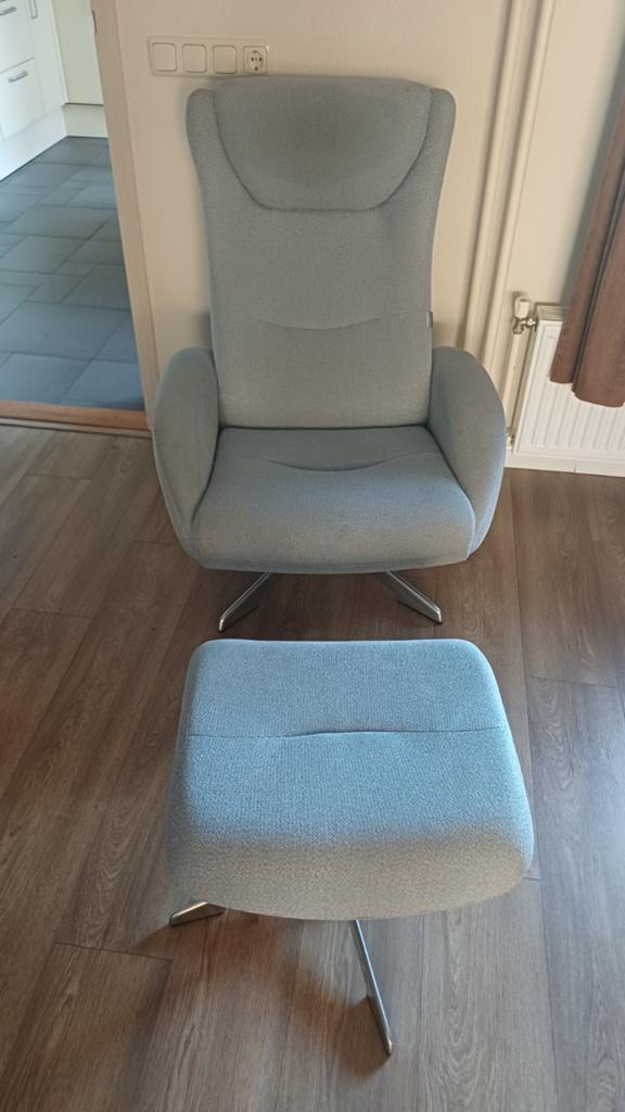 FraMati design fauteuil met hocker, Ophalen, Gebruikt, Stof, 50 tot 75 cm
