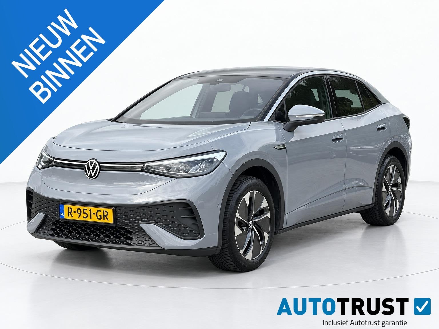 Volkswagen ID.5 Pro 77 kWh STUUR/STOEL VERW. ADAPT.CRUISE, Auto's, Automaat, Automatische klimaatregeling, Grijs, 1000 kg