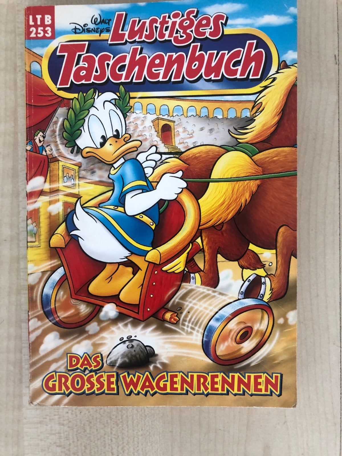 Donald Duck Lustiges Taschenbuch 253 - Das Grosse Wagenrenne, Boeken, Stripboeken, Eén stripboek, Ophalen of Verzenden, Gelezen