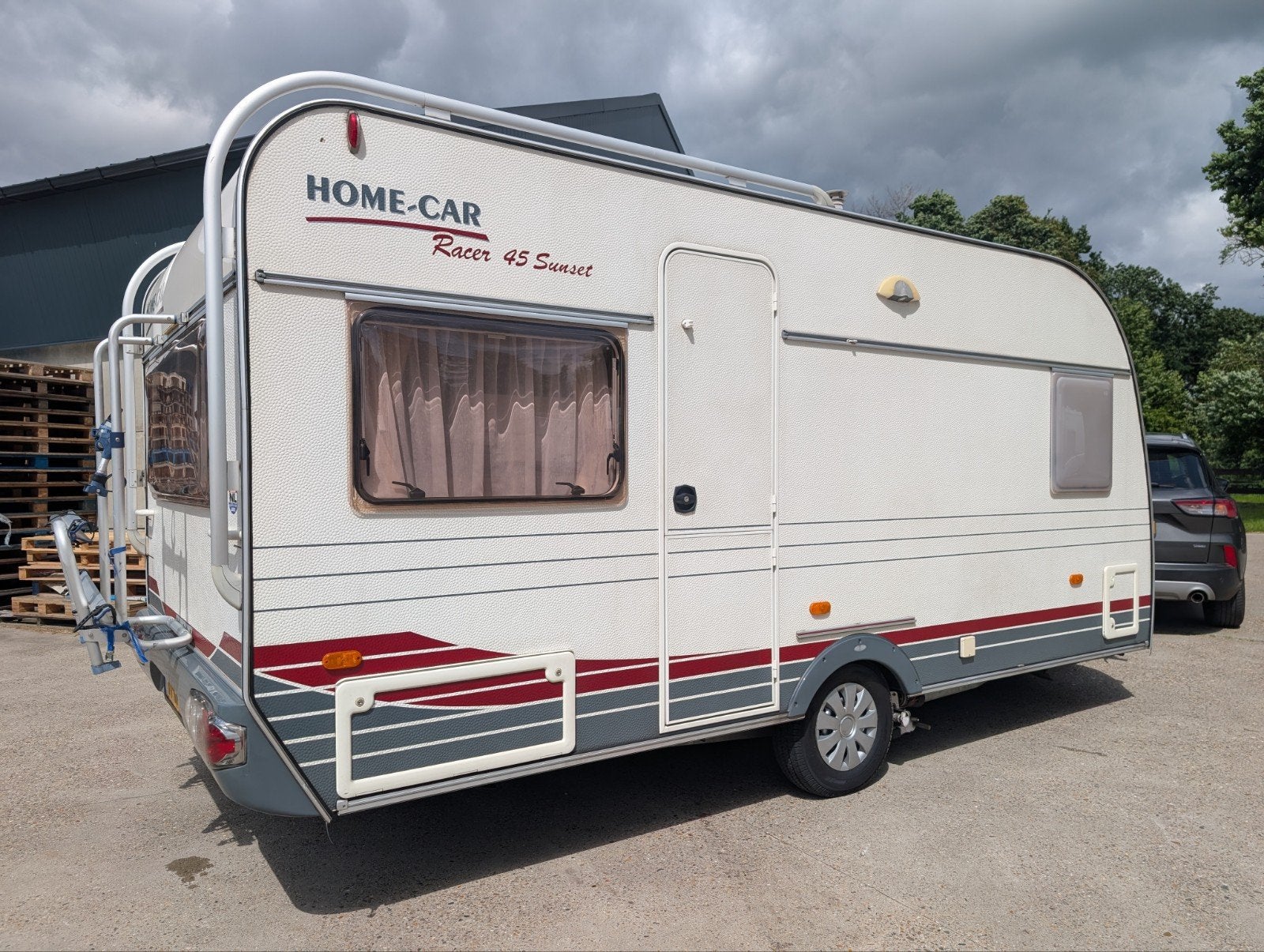 HOME-CAR 45 SUNSET 2006 mover.voortent+luifel nette caravan, Home-car, Rondzit, Frans bed, Bedrijf