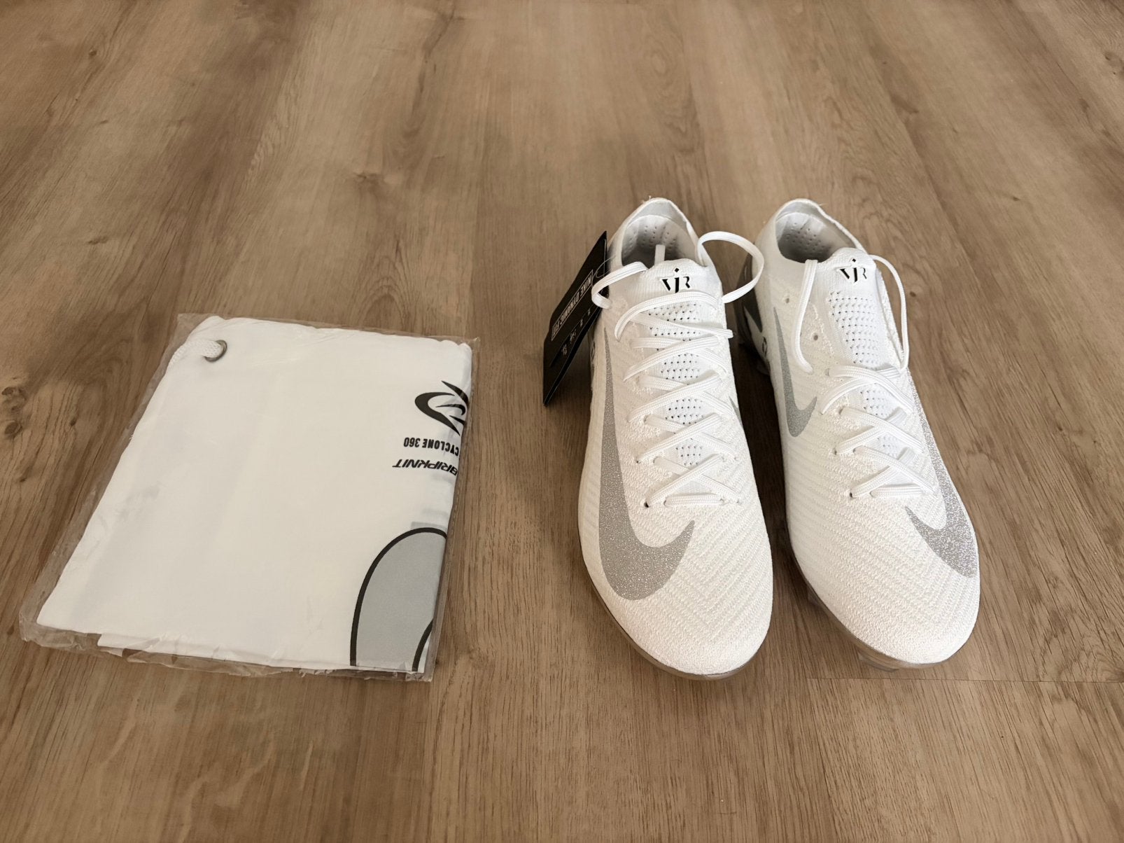 Nike Mercurial 40,5, Ophalen of Verzenden, Nieuw, Wit, Sportschoenen