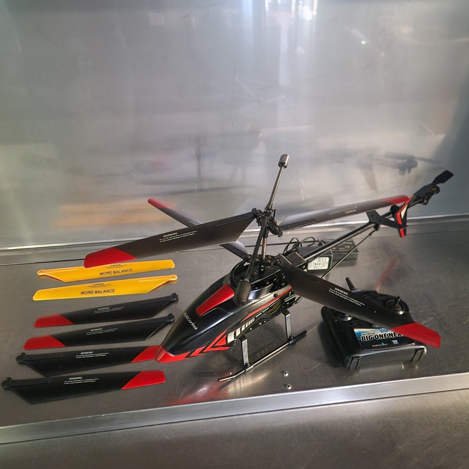 radiografische helikopter, Ophalen of Verzenden, 1:72 tot 1:144, Helikopter, Revell