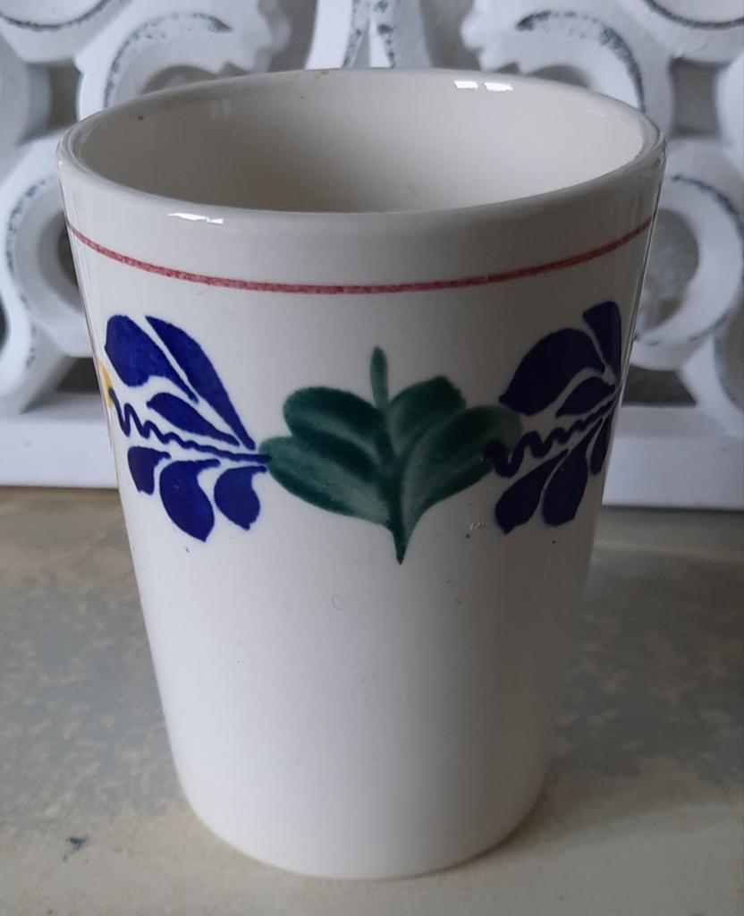 Vintage Boche  boerenbont, lepelvaasje met bloemmotief, Antiek en Kunst, Antiek | Servies los, Ophalen of Verzenden