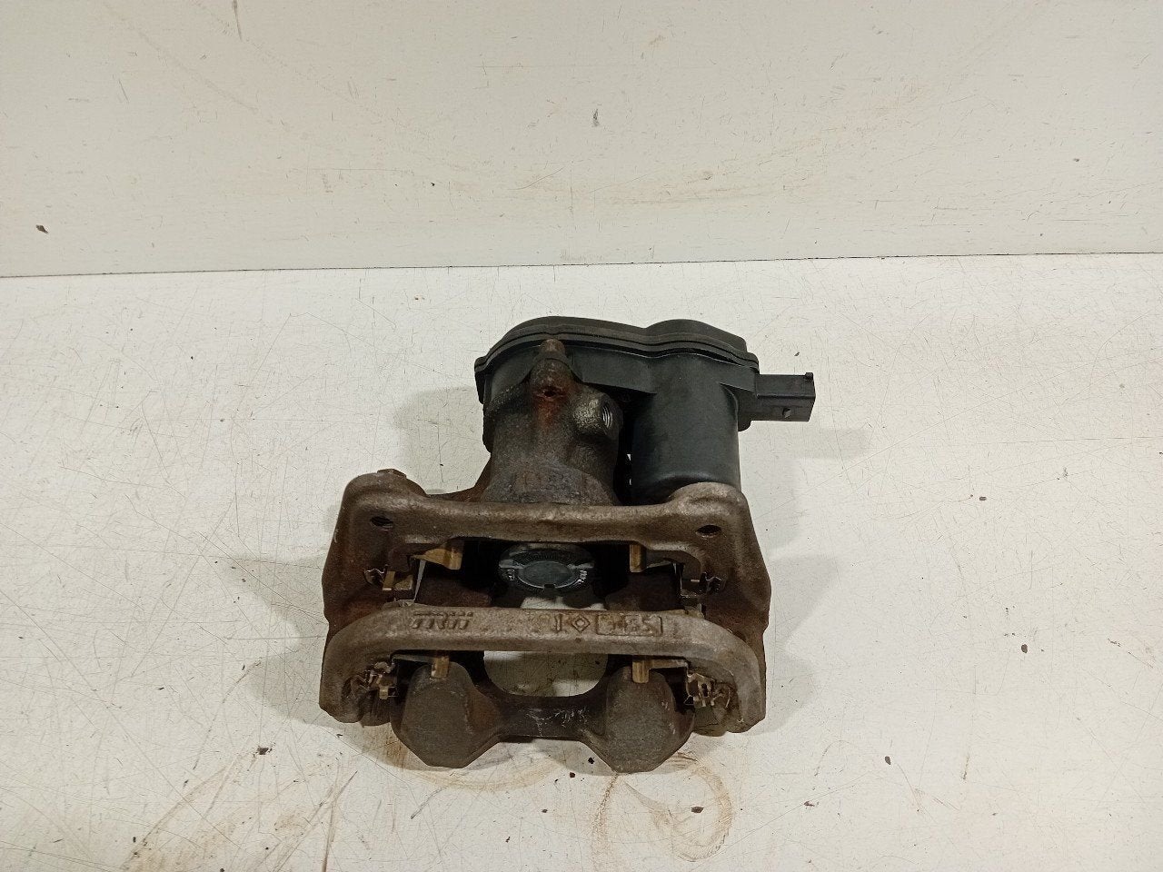 Remklauw rechts achter Fiat 500X, Onderdelen@venauto.nl, Van der Ven Autorecycling B.V., Gebruikt, Ettenseweg 76, 4706 PB Roosendaal, The Netherlands