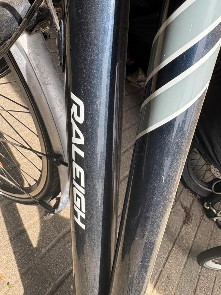 Raleigh dames fiets weinig mee gereden, Fietsen en Brommers, Fietsen | Dames | Damesfietsen, Overige merken, Versnellingen, Ophalen of Verzenden