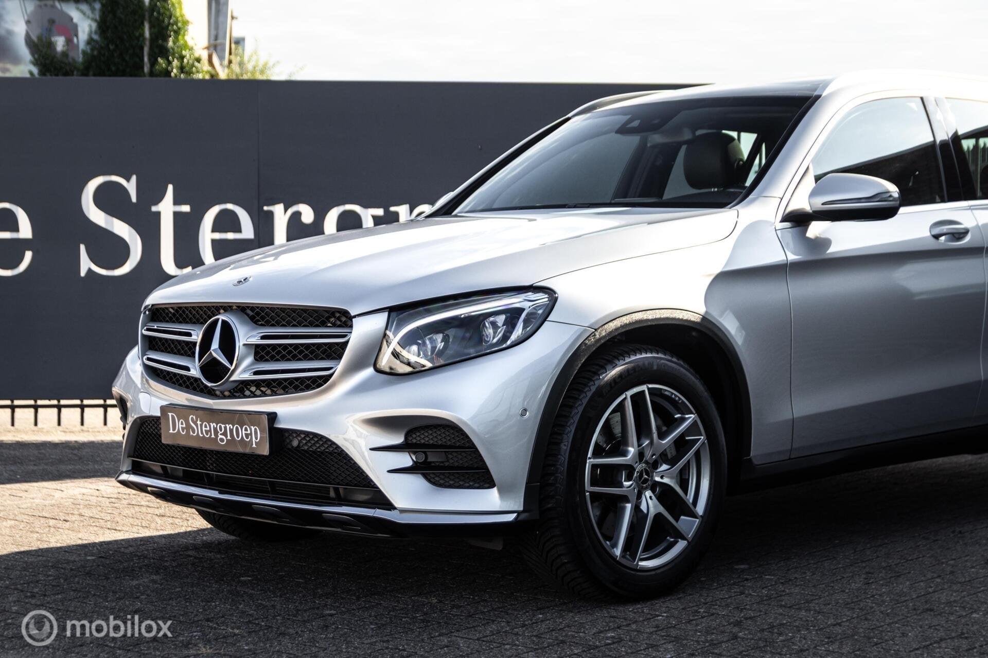 Mercedes GLC-klasse 250 4MATIC Premium Plus AMG, Auto's, 15 km/l, Gebruikt, 4 cilinders, Alcantara