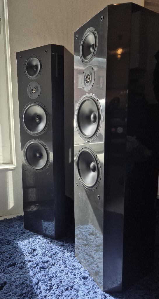 Vloerstaande Custom Luidsprekers met Vifa drivers, Audio, Tv en Foto, Luidsprekers, Gebruikt, 60 tot 120 watt, Front, Rear of Stereo speakers