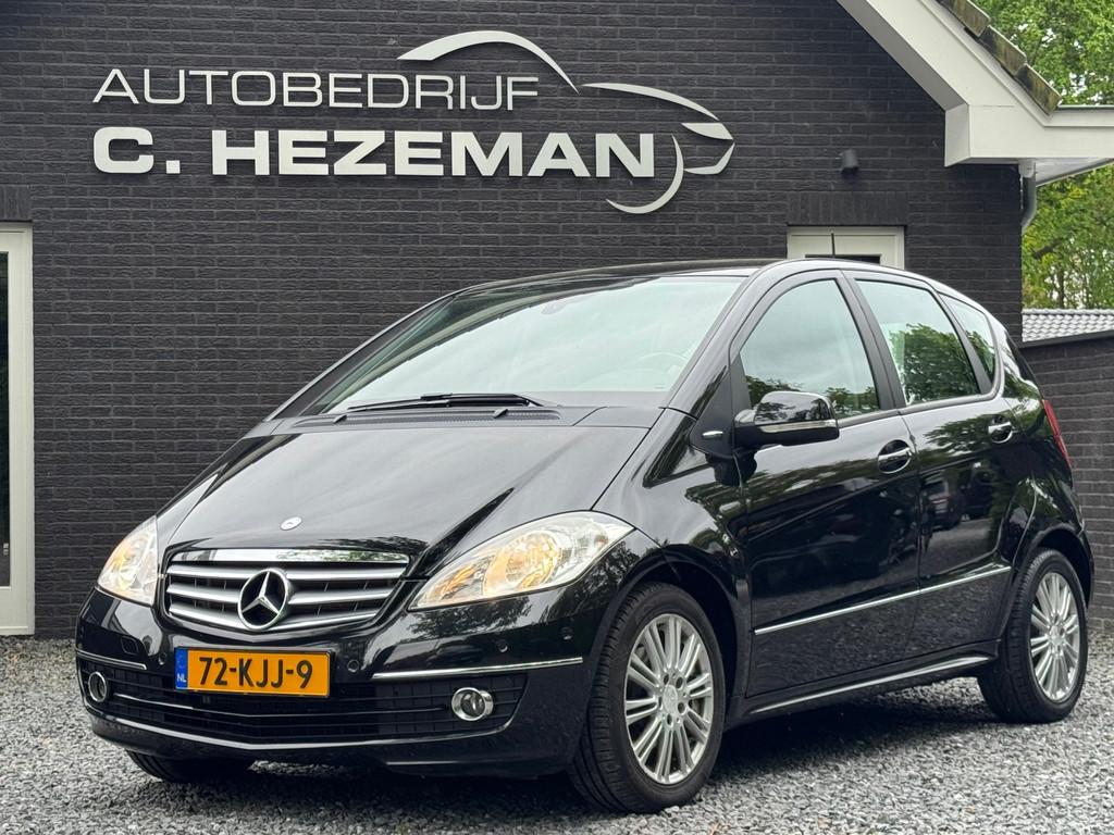 Mercedes-Benz A-klasse 150 Avantgarde Automaat Cruise Contro, Auto's, Mercedes-Benz, 15 km/l, Zwart, Leder en Stof, Zwart
