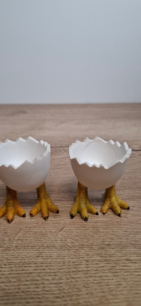 Unieke Eierdopjes Set van 2 Eierschaal op Kippenpootjes, Ophalen of Verzenden
