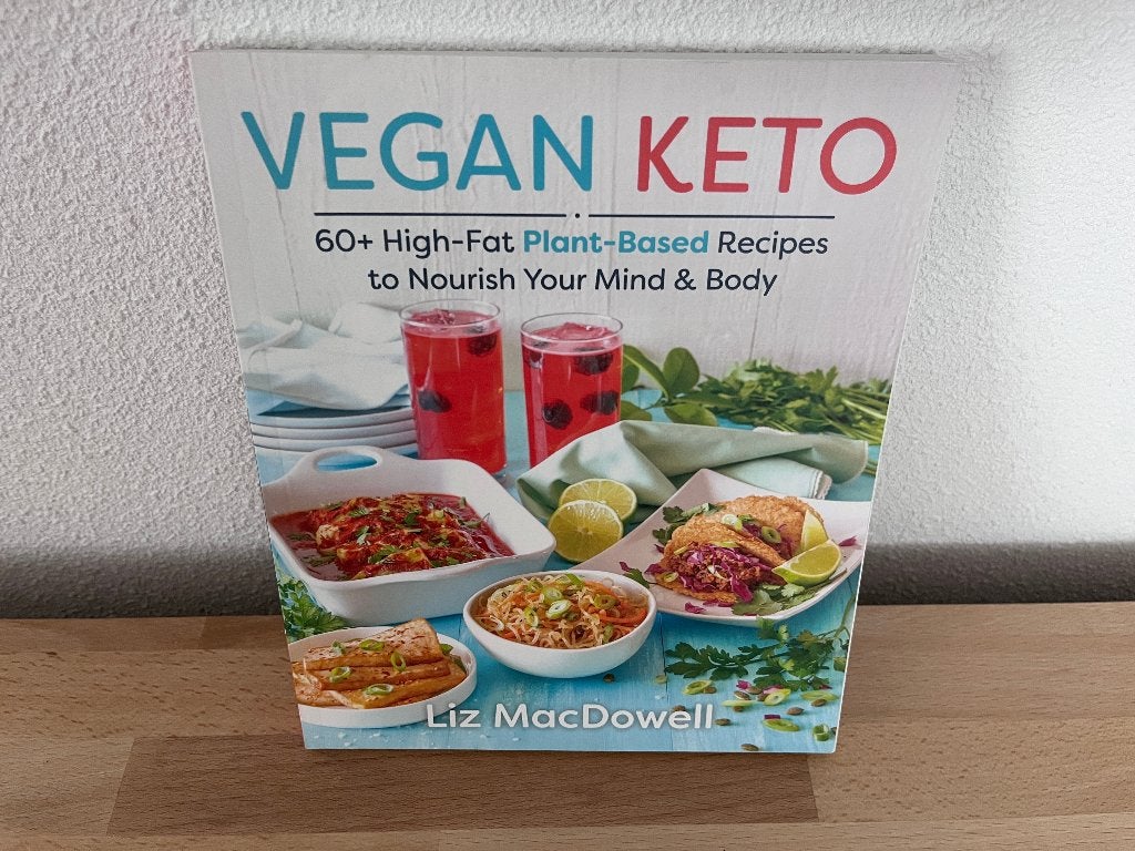 Vegan Keto, Boeken, Kookboeken, Zo goed als nieuw, Gezond koken, Ophalen of Verzenden