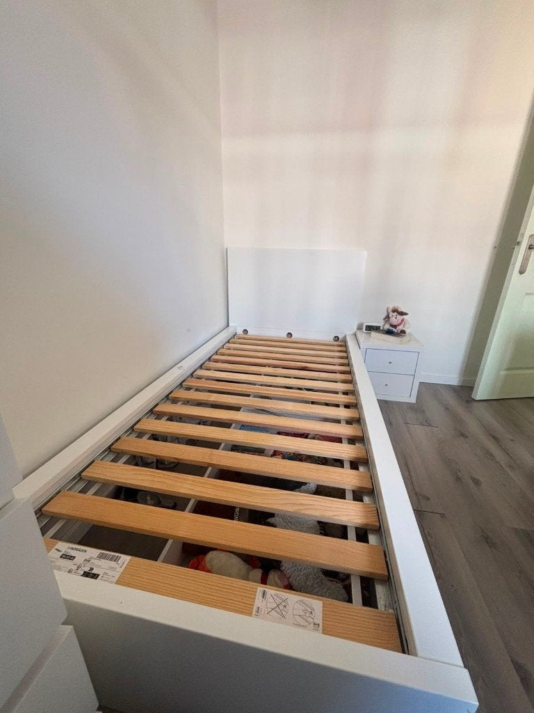 Ikea malm eenpersoons bed, Huis en Inrichting, Ophalen, Gebruikt, 90 cm, Eenpersoons