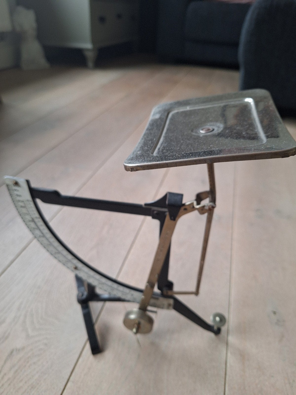 Antieke brievenweegschaal - Decoratief en functioneel, Ophalen of Verzenden