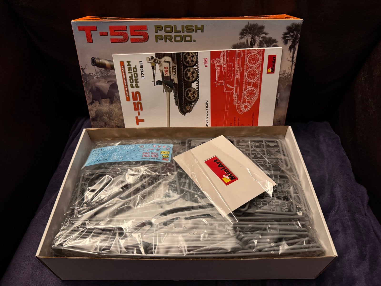 Miniart T-55 Poolse Productie 1:35 Tank Modelbouwkit, Overige merken, Tank, 1:32 tot 1:50, Nieuw