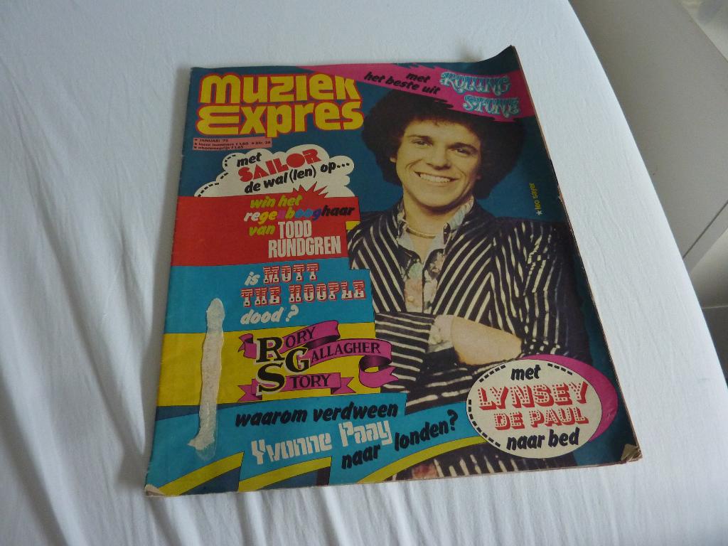 MUZIEK EXPRES`75-DEEP PURPLE-Y KEELEY-RORY GALLAGHER-R PLANT, Verzenden, 1960 tot 1980, Tijdschrift