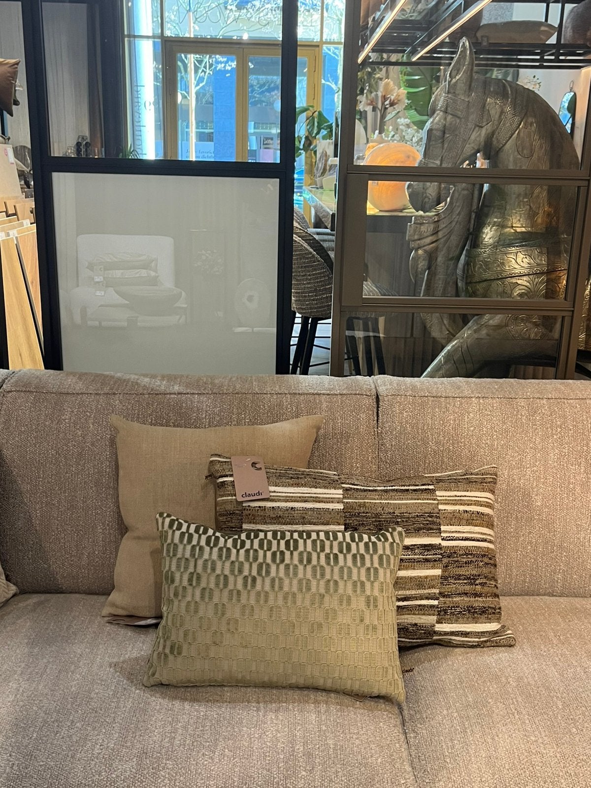 Nieuwe Claudi kussens, Wasbaar, Beige, Vierkant, Nieuw