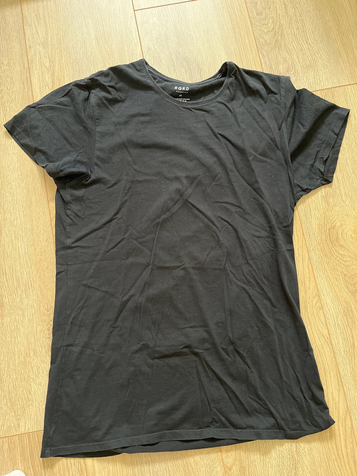 2x RQRd Essentials Zwart T-shirt Maat M, Maat 38/40 (M), Zwart, Ophalen of Verzenden, Korte mouw