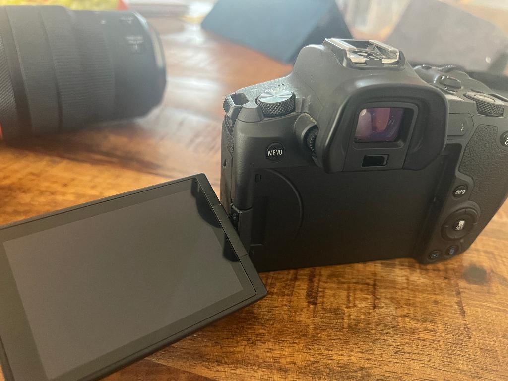 Canon EOS R body (<1000 CLICKS!) + PolarPro VND + JOBY 5K, 30 Megapixel, Gebruikt, Spiegelreflex, Canon