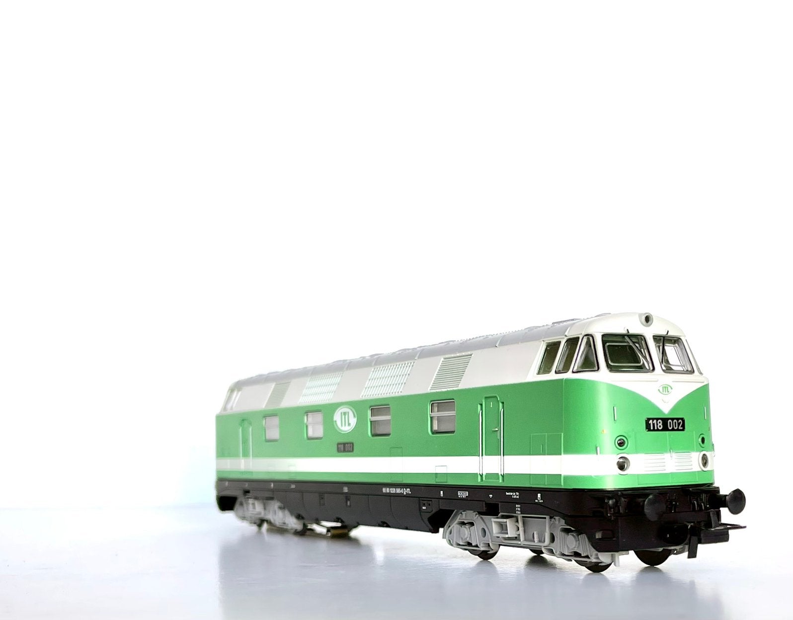 Piko Diesellok BR 118 002 Digitaal Märklin Systeem, Wisselstroom, Locomotief, -, -