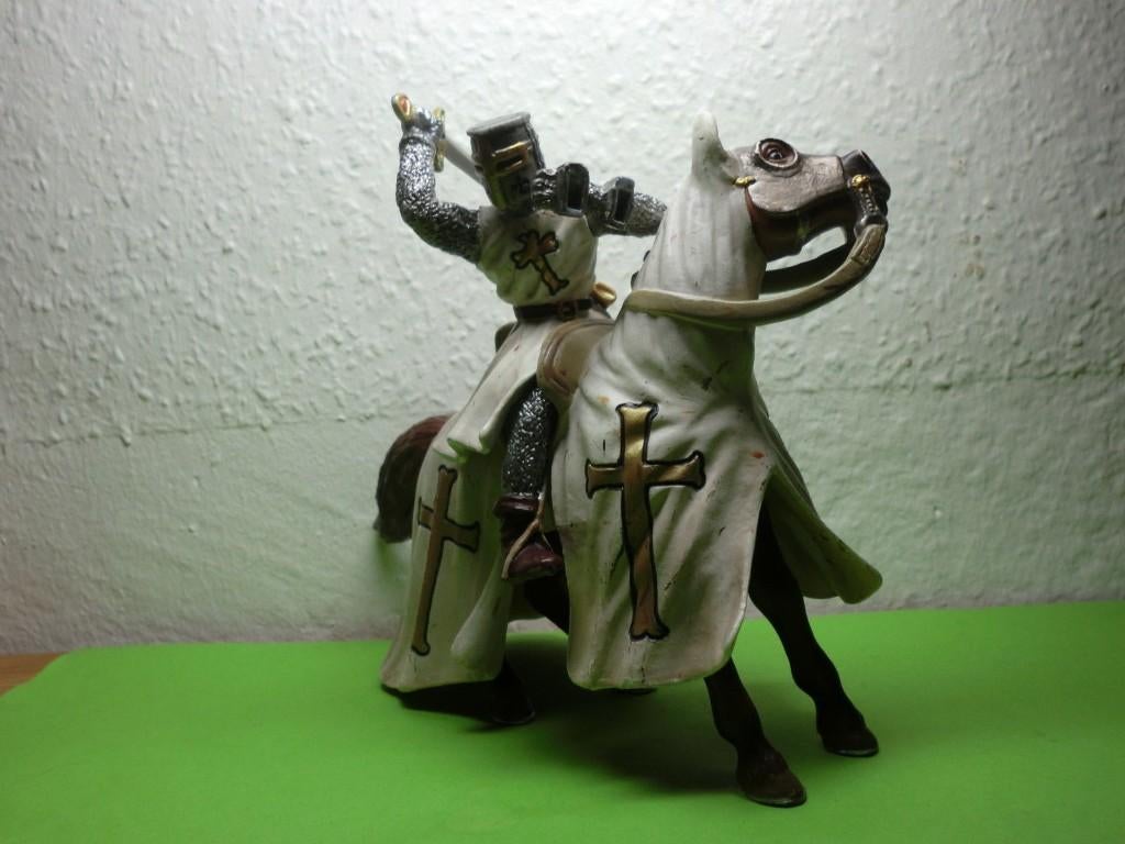 Schleich 70034 ridder te paard, Ophalen of Verzenden, Zo goed als nieuw