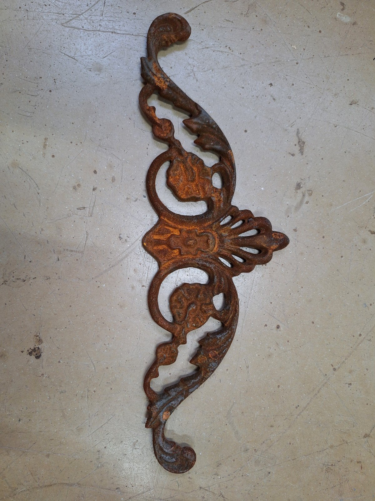 Mooi ornament, Ophalen