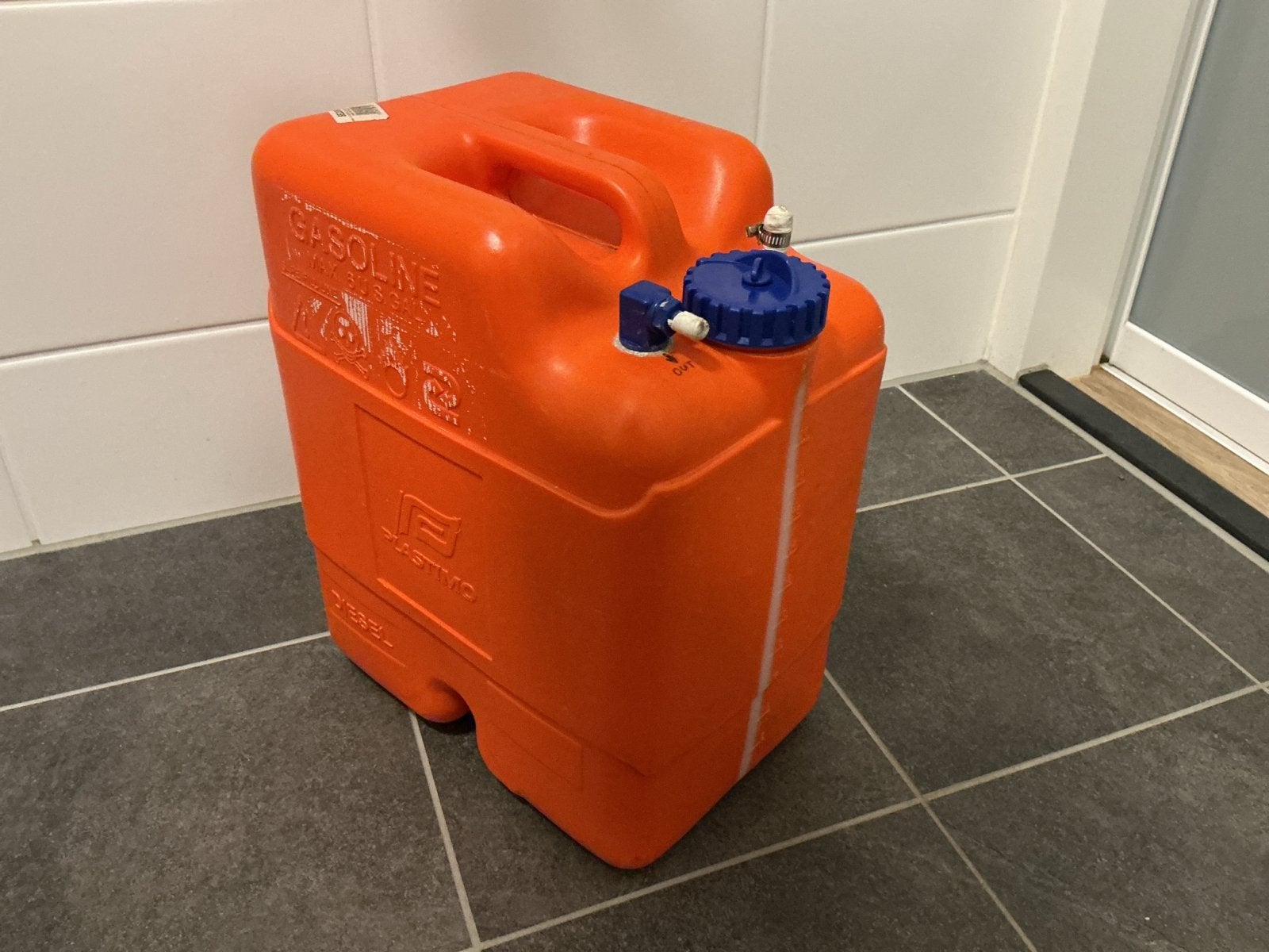 Plastimo Mobiele Dieseltank 23L - Prima staat, Ophalen of Verzenden, Zo goed als nieuw, Motor en Techniek