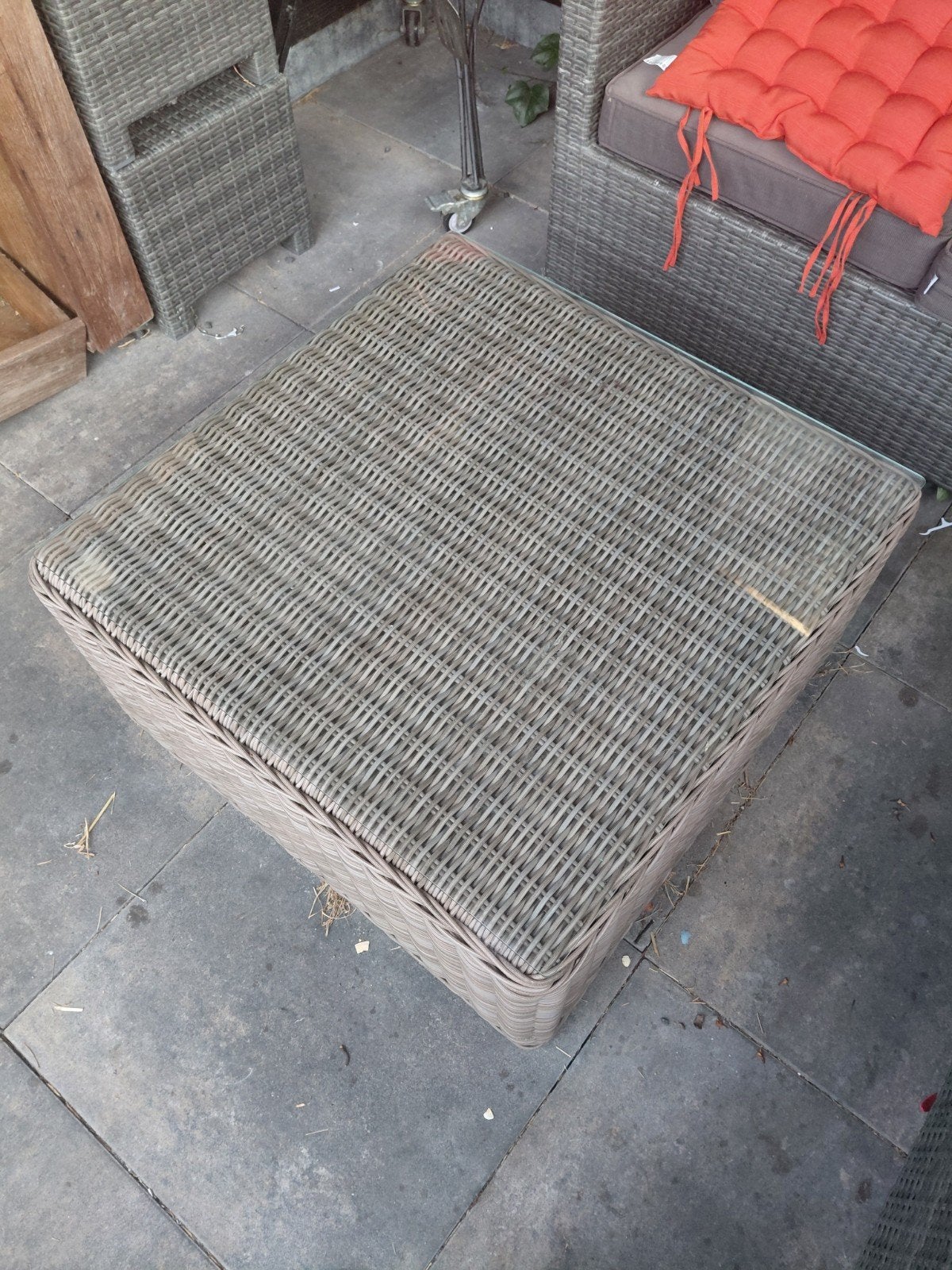 Mondial Garden Future Wicker tafel 80x80x40, Ophalen, Wicker, Bijzettafel